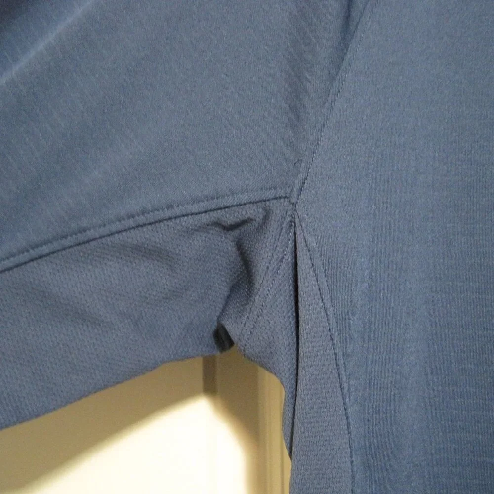 The North Face Flashdry quarter zip pull over sz L